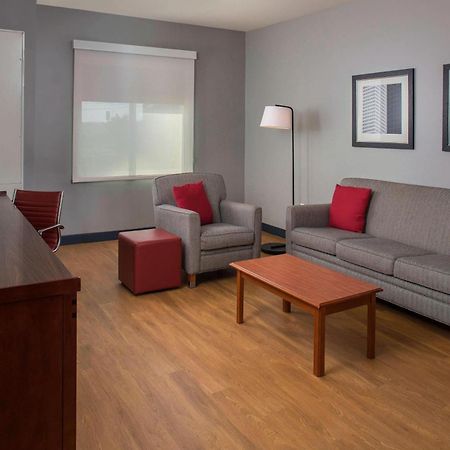 Four Points By Sheraton Houston Hobby Airport Екстериор снимка