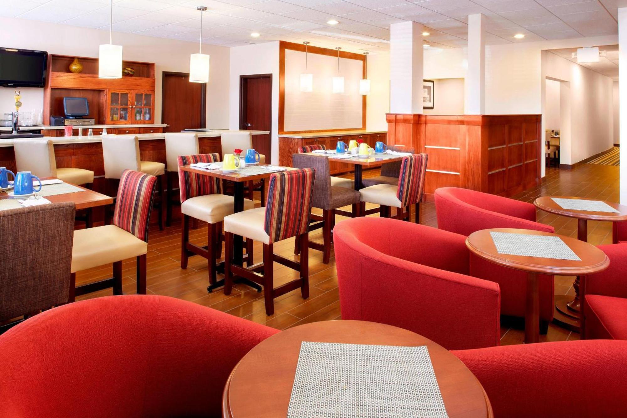 Four Points By Sheraton Houston Hobby Airport Екстериор снимка